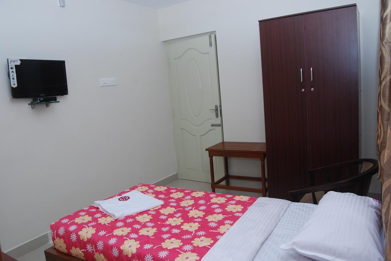 Chakraa Residency Hotel Ramanathapuram Esterno foto